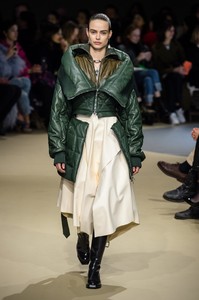 mcqueen-rf18-2984.thumb.jpg.45b96a3327120278749e6bcfc07a903d.jpg