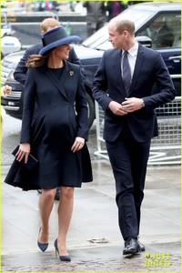 meghan-markle-steps-out-with-prince-harry-for-first-official-event-with-queen-elizabeth-ii-19.jpg
