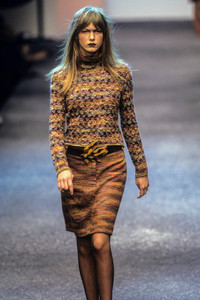 missoni-fw-1997-2.thumb.jpg.2cdf570f018390a025859fe7d8472cbd.jpg