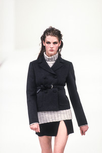 miu-miu-fw-1997-3.thumb.jpg.2e87f9f7e7fe8bf04041e8053cdc4f49.jpg
