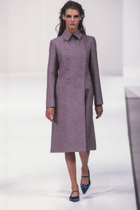 miu-miu-fw-1997-6.thumb.jpg.f33c2c57aa61304d0bb15a4ec70c5bbe.jpg