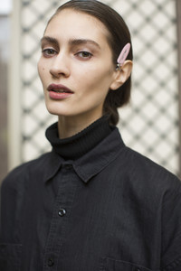 nina-ricci-bks-g-rf18-0058.thumb.jpg.6ecf2d11ca18af8eccdd9a17d67f80d4.jpg