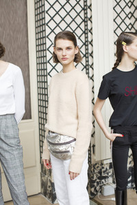 nina-ricci-bks-g-rf18-0214.thumb.jpg.53b5161d8cf09eb088937e9baafa0d47.jpg