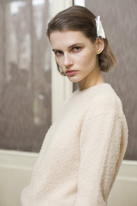 nina-ricci-bks-g-rf18-0222.thumb.jpg.e3fbd7247919014a5c4efc5297e2dabd.jpg