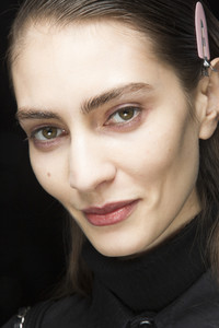 nina-ricci-bks-g-rf18-0515.thumb.jpg.e933922351597f6751046a35eeb89b07.jpg
