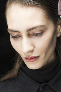 nina-ricci-bks-g-rf18-0518.thumb.jpg.f124243606c8057e8b577e9d5d414d49.jpg