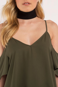 olive-amberly-cold-shoulder-top2.jpg