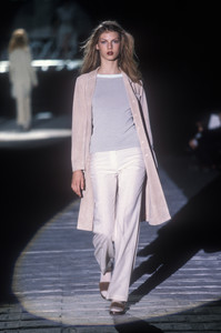 philosophy-di-alberta-ferretti-ss-1997-2.thumb.jpg.6681277b1d30e843f60731072bde6f55.jpg