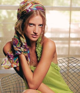 romina_2.thumb.jpg.2c2d8a22463c578e22cbfca3ac5b6646.jpg
