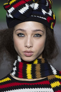 rykiel-clpa-rf18-0380.thumb.jpg.f0e5e691c338b95e0f61509c4c3585a6.jpg