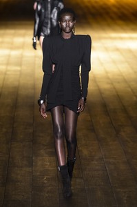 saint-laurent-rf18-1076.thumb.jpg.54c5adb7162aa591d9d5425a7826a254.jpg