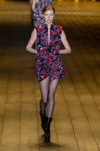 saint-laurent-rf18-1712.thumb.jpg.89e480eda116e74c4071bd70bf7f18a7.jpg