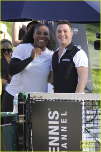 serena-williams-colton-haynes-compete-in-charity-tennis-match-05.jpg