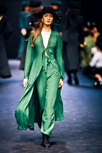 sonia-rykel-fw-1993-4.thumb.jpg.d7192c235b6b342991c209910070401a.jpg