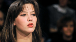 sophie-marceau-sur-le-plateau-de-l-emission-televisee-le-grand-echiquier-aaf370-0@1x.thumb.png.4b5d94a923034cff5eb6204407cb1266.png