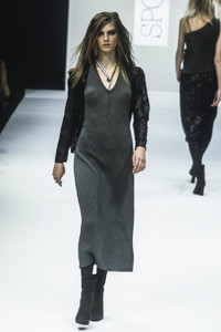 sportmax-fw-1997-3.thumb.jpg.c430ffab2fe344237de5a03b7ecab651.jpg