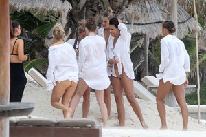 tess-jantschek-nonny-mulholland-natasha-oakley-devin-brugman-and-mckenna-berkley-bikini-photoshoot-in-tulum-2.jpg