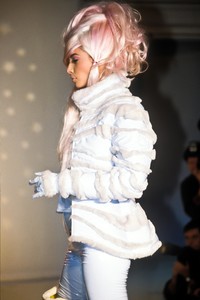 thierry-mugler-fw-1991-7.thumb.jpg.6e881ef1b9718093d48db3909658acc0.jpg