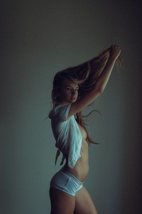tumblr_oujliyKSUc1wt17olo5_1280.thumb.jpg.5601b65f5e8b22fe2d58743f1673a131.jpg