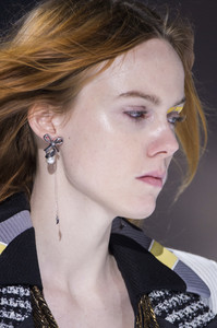 vuitton-clp-rf18-0502.thumb.jpg.e8ba5200a949dd0d8c6ecf9b42f1cce3.jpg