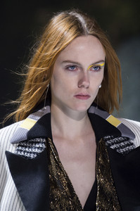 vuitton-clp-rf18-5857.thumb.jpg.876bb920d37c072389c7fa12a78c95b8.jpg