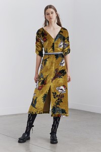 02-markus-lupfer-pre-fall-2018.thumb.jpg.4a804296afc06ceca8230457c540d691.jpg