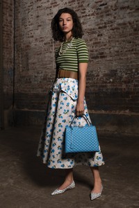 02-michael-kors-fw-18.thumb.jpg.5bffcc0ace8ae8642089ecb322cd2723.jpg
