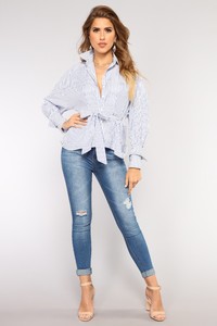 03-29-18_Studio_2LUX10720_Blue12616_2606e734-2911-406f-be47-747c3789c331.thumb.jpg.b1ab2112248033659d655c03bb941768.jpg
