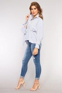 03-29-18_Studio_2LUX10720_Blue12621_33221b36-6e44-4724-8e77-e66a18592714.thumb.jpg.e1b77d5abdc106d5422491ed799bd5a8.jpg