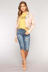 04-02-18_Studio_2JT1907NB_Mustard13261_2869571c-849d-4512-92de-a4484d4759f8.thumb.jpg.8b28f0c89be89d3aea52431a06da2eb2.jpg