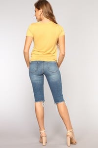 04-02-18_Studio_2JT1907NB_Mustard13286_4d630567-b94e-494f-aedd-f977b3ceae5c.thumb.jpg.dc1456d7023bf60bfc3398b99d649fb8.jpg