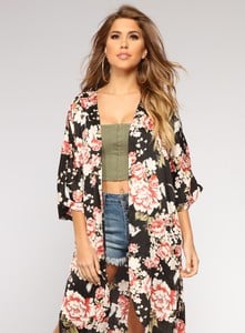 04-04-18_Studio2_6IT1572RB2_Black_1005.jpg