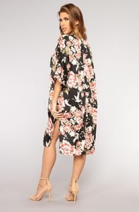 04-04-18_Studio2_6IT1572RB2_Black_1012.jpg