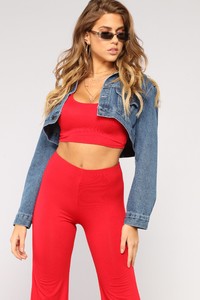 04-09-18_Studio_2KST4268_Red3605.jpg