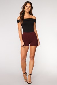 04-20-18_Studio_2RP67447_Burgundy12822.jpg