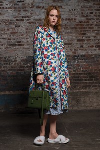 15-michael-kors-fw-18.thumb.jpg.9de9680fcfc72d2d35de7d271d4757af.jpg