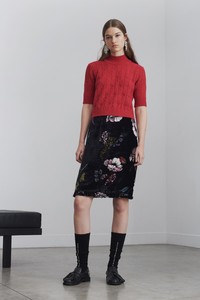 28-markus-lupfer-pre-fall-2018.thumb.jpg.4af2a215f7090e2d018d35085736e6df.jpg