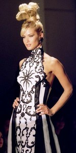 sarli spring summer 1996 marca borrada.jpg