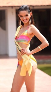 miss argentina Nadina Vallina2.jpg