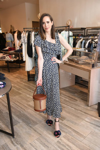 Louise+Roe+Louise+Roe+Jacey+Duprie+Host+Shopping+M4aWAIRInLbx.jpg