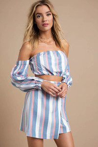 Top (25).jpg