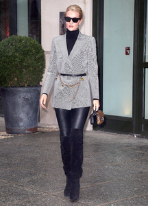        rhw040418BZNImage103.jpg
