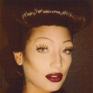 5ac744e9442c5_maybelline03.thumb.jpg.6cc39768d291220da7b67ccddc5d043f.jpg