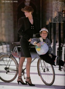 5ac7a9f4d99d0_LOFFICIELFRANCE1987ungamindeparisfredericmeylan03.thumb.jpg.145b9de76da40a519664e305e658f238.jpg