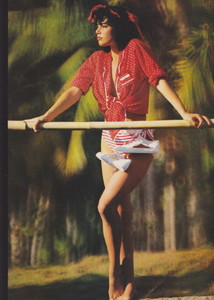 5ac8d986a2797_DollyMagazine(Australia)November1984redsgrahamshearer06.thumb.jpeg.1386a6747412e25b5e8784218f23012f.jpeg
