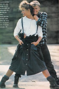 5ac8df1f507ce_RoughStuff-DollyMarch1984GrahamShearermodel-sarahnursey1.thumb.jpeg.1e8691b3feda051aa0845d4a5f58d0f5.jpeg