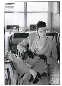 5aca406d0953f_LOFFICIELFRANCE1988loptiontailleurgilbouyer05.thumb.jpg.4faea92bb9eaaae7712ce795e0b98357.jpg