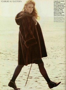 5acb147c763b0_LOFFICIELFRANCE1990fourrureauquotidienmichelbreton05.thumb.jpg.2f3c6783316fd11f8ddba28e275b58b6.jpg