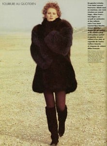 5acb1480a46b6_LOFFICIELFRANCE1990fourrureauquotidienmichelbreton09.thumb.jpg.00ca720560398984cc41e1381d072743.jpg