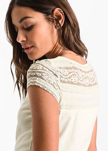 Lace-Yoke-T-Shirt~909013FRSP_W02.jpg